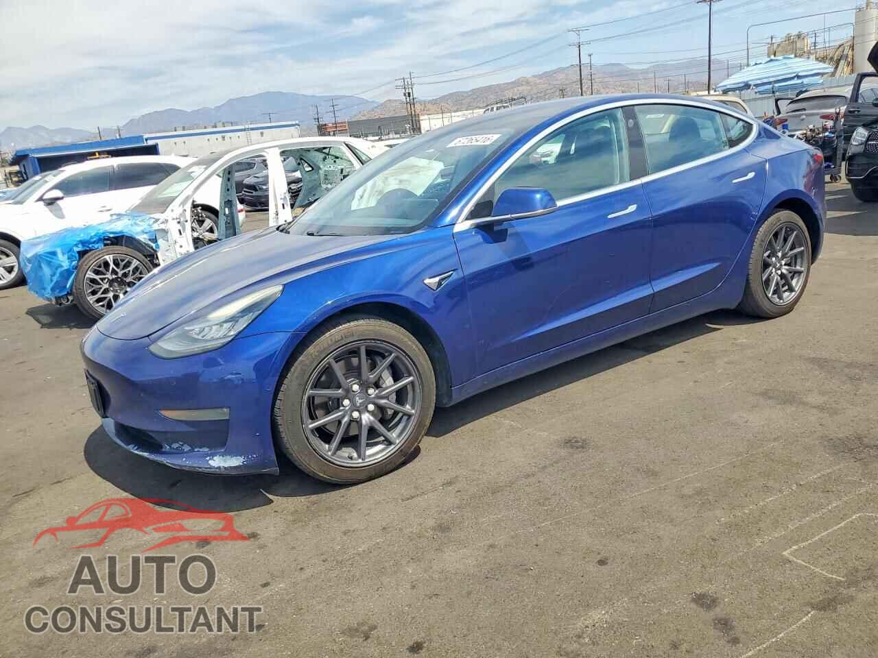 TESLA MODEL 3 2018 - 5YJ3E1EA4JF040896