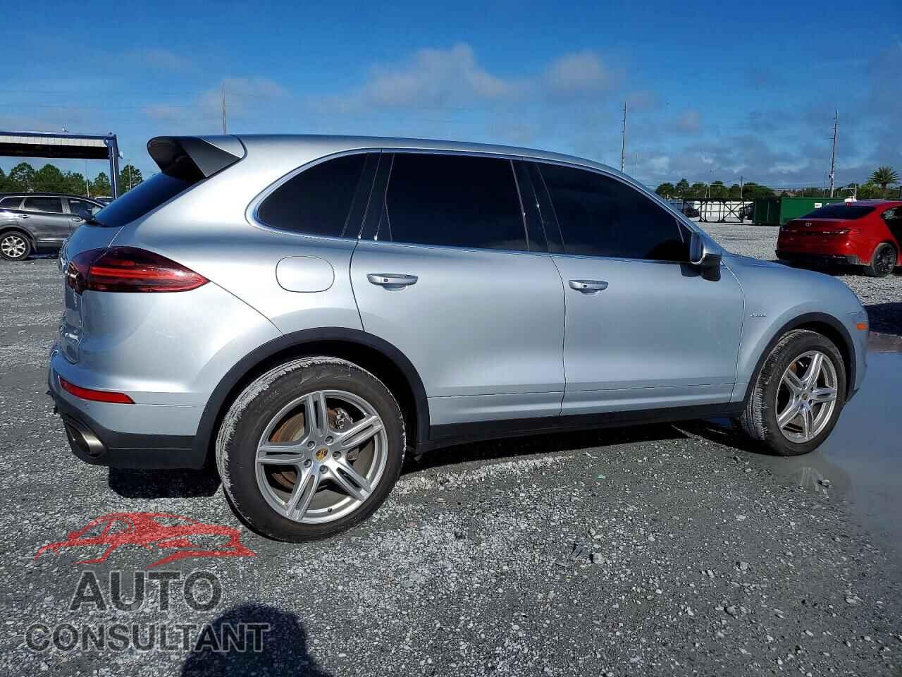 PORSCHE CAYENNE 2016 - WP1AF2A26GKA44922
