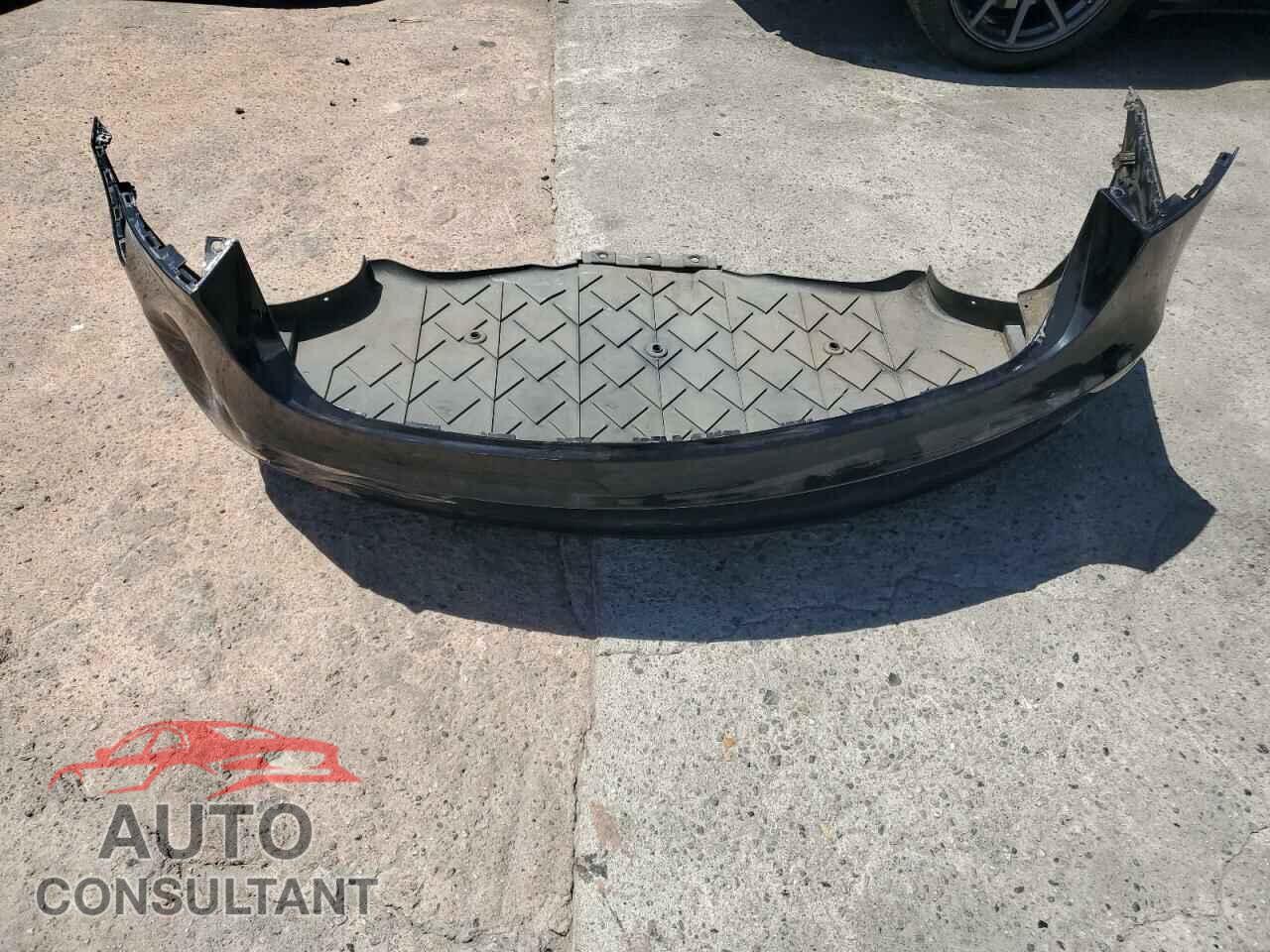 TESLA MODEL 3 2018 - 5YJ3E1EA3JF070438
