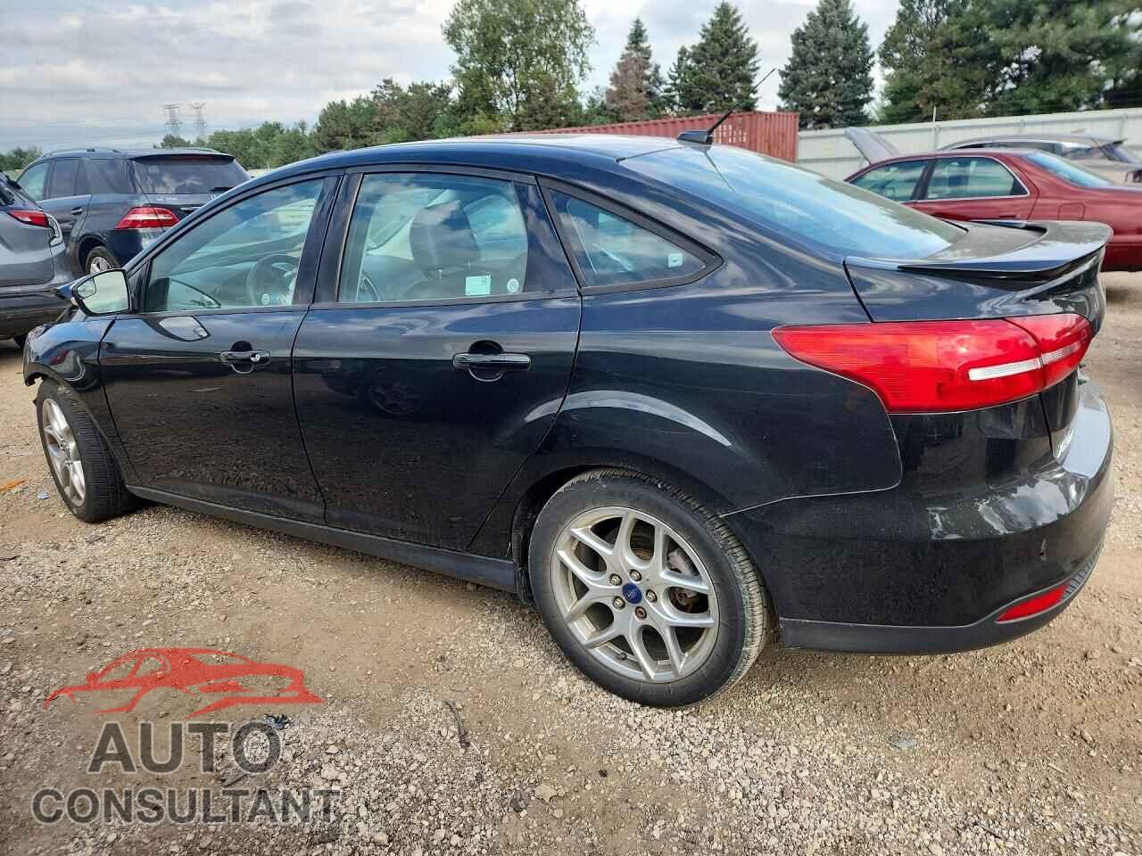 FORD FOCUS 2015 - 1FADP3F23FL200844