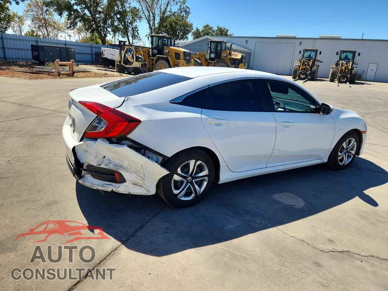 HONDA CIVIC 2018 - 2HGFC2F57JH592995