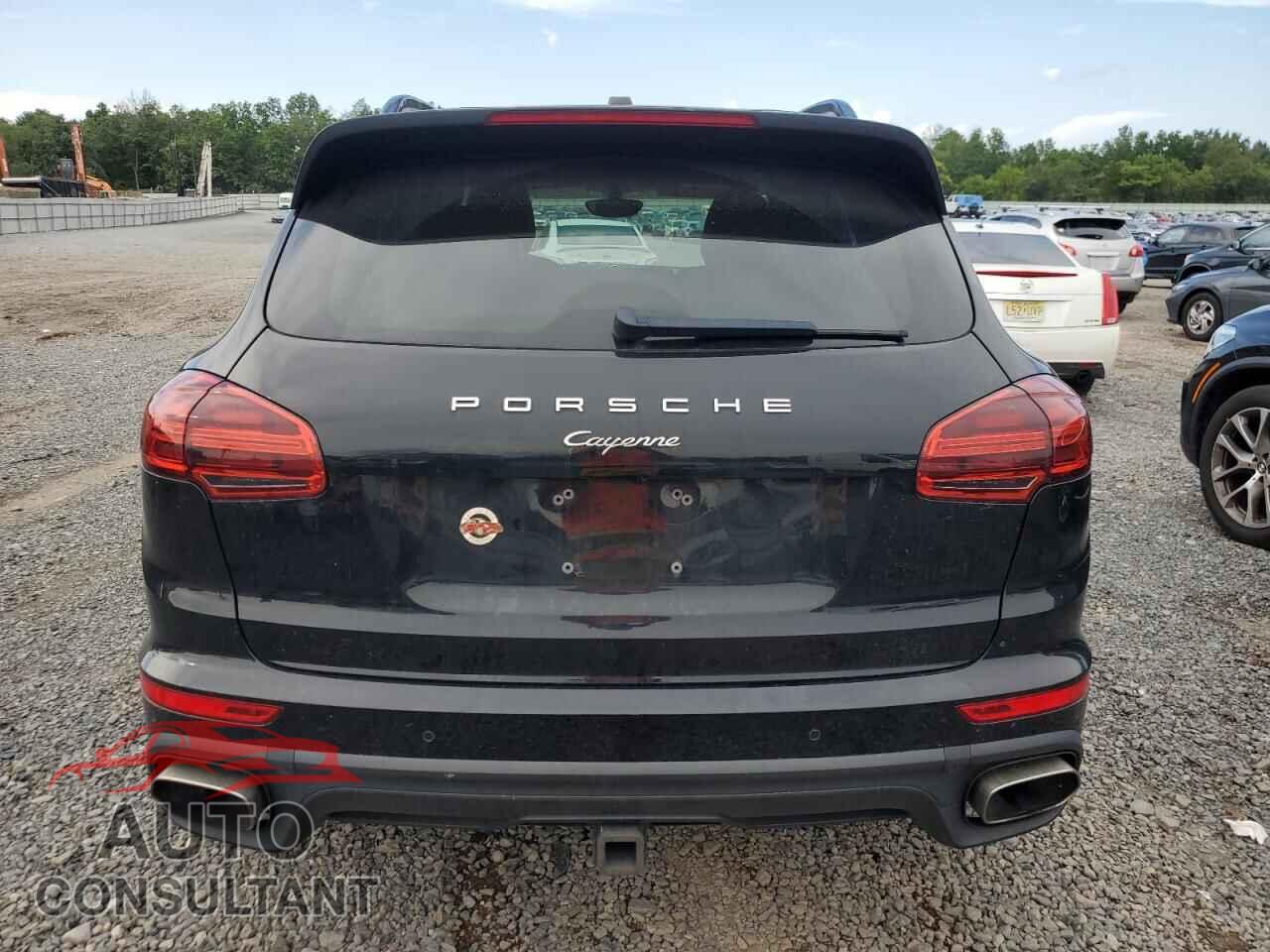 PORSCHE CAYENNE 2015 - WP1AF2A26FLA39003