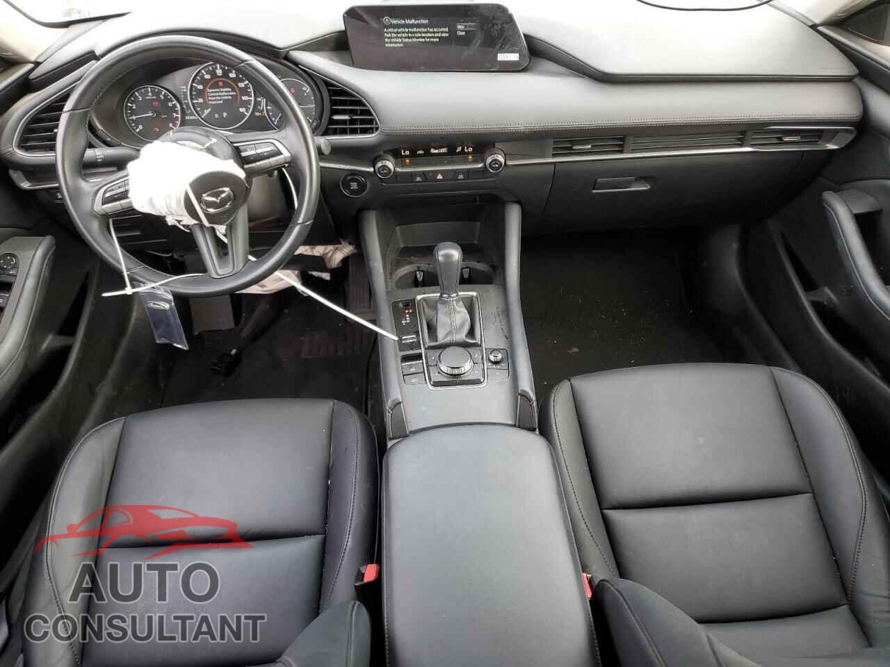 MAZDA 3 2022 - JM1BPABL2N1506576