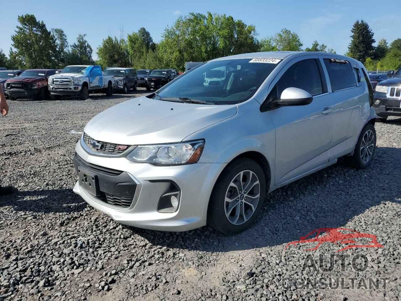 CHEVROLET SONIC 2019 - 1G1JD6SB6K4149172