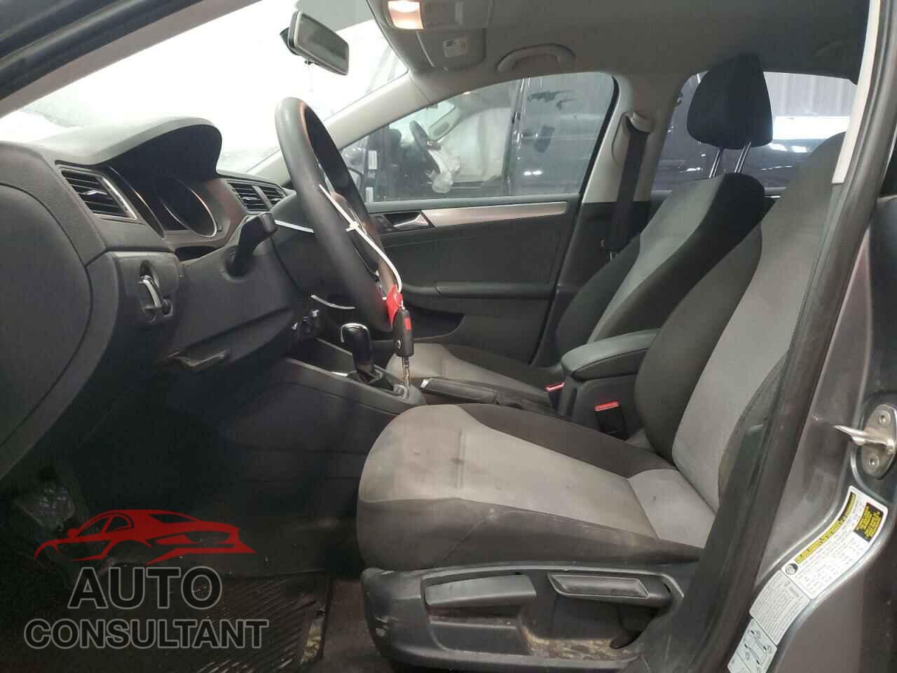 VOLKSWAGEN JETTA 2017 - 3VW2B7AJ2HM205182