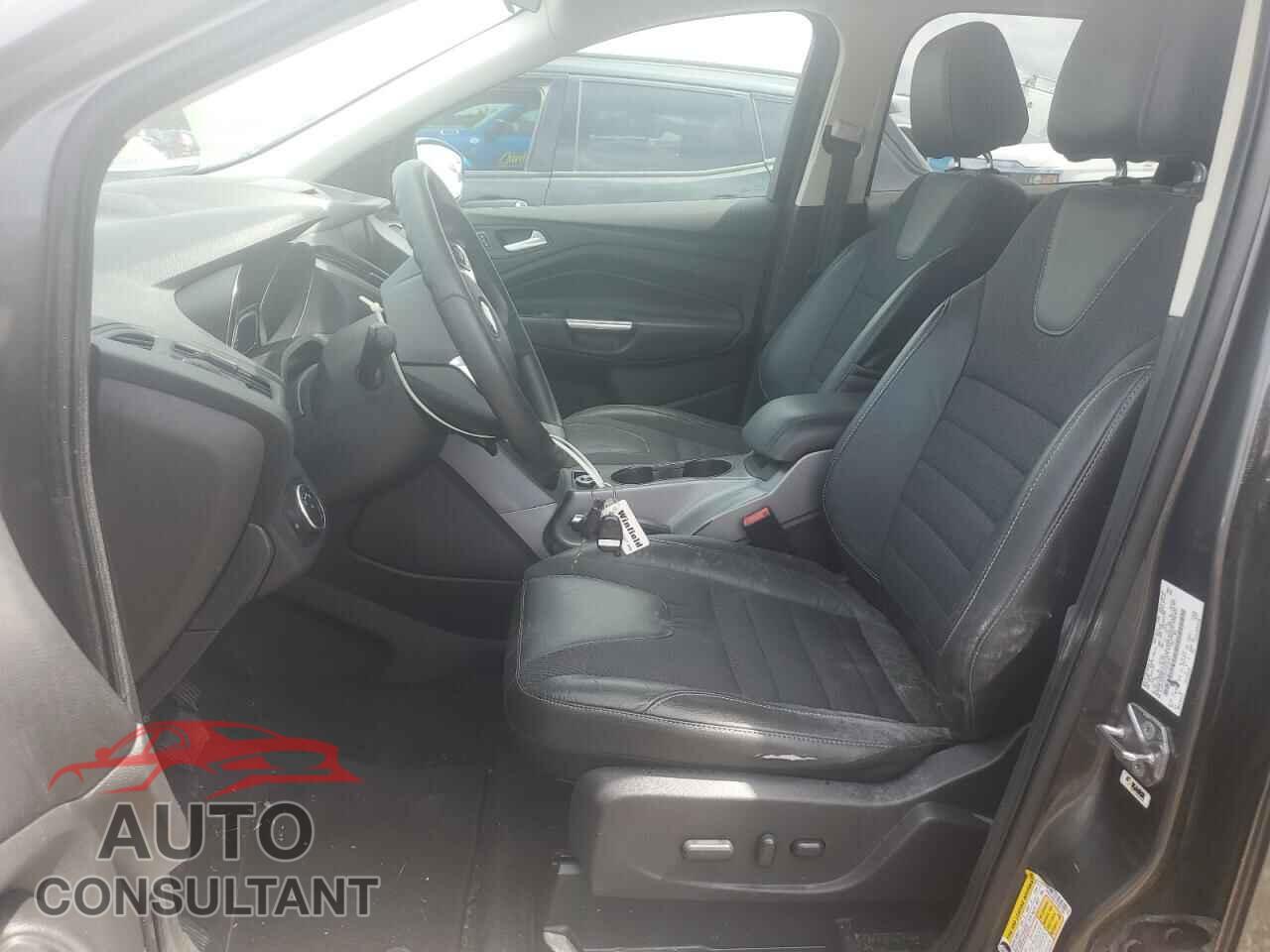 FORD ESCAPE 2015 - 1FMCU0GX2FUB72001