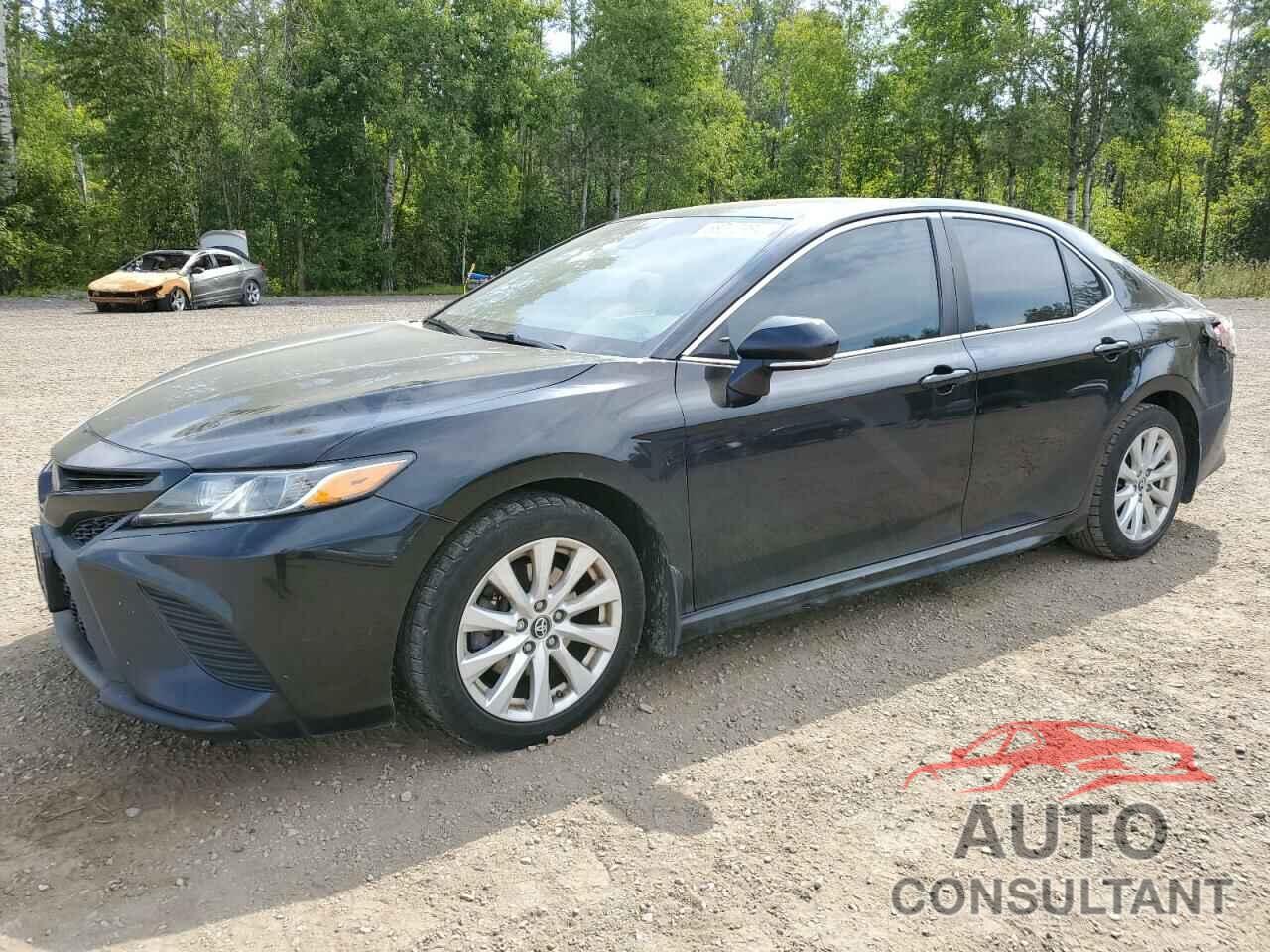 TOYOTA CAMRY 2018 - 4T1B11HK5JU096652