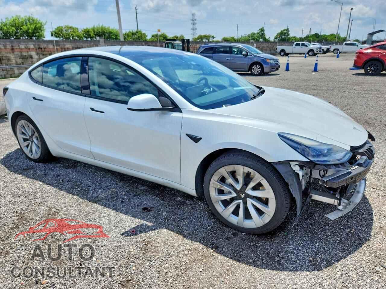 TESLA MODEL 3 2022 - 5YJ3E1EA2NF287324