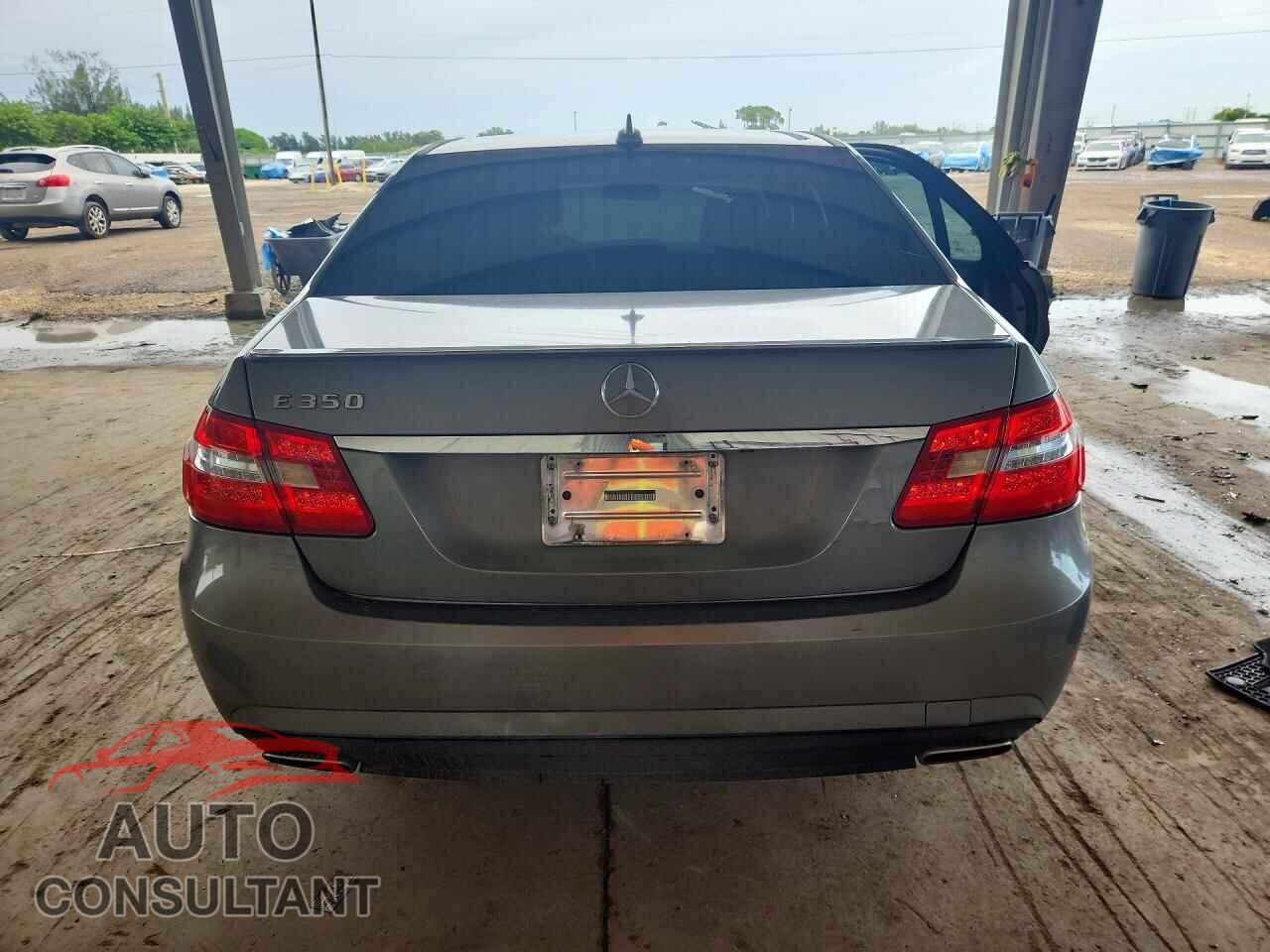 MERCEDES-BENZ E-CLASS 2012 - WDDHF5KB3CA586355