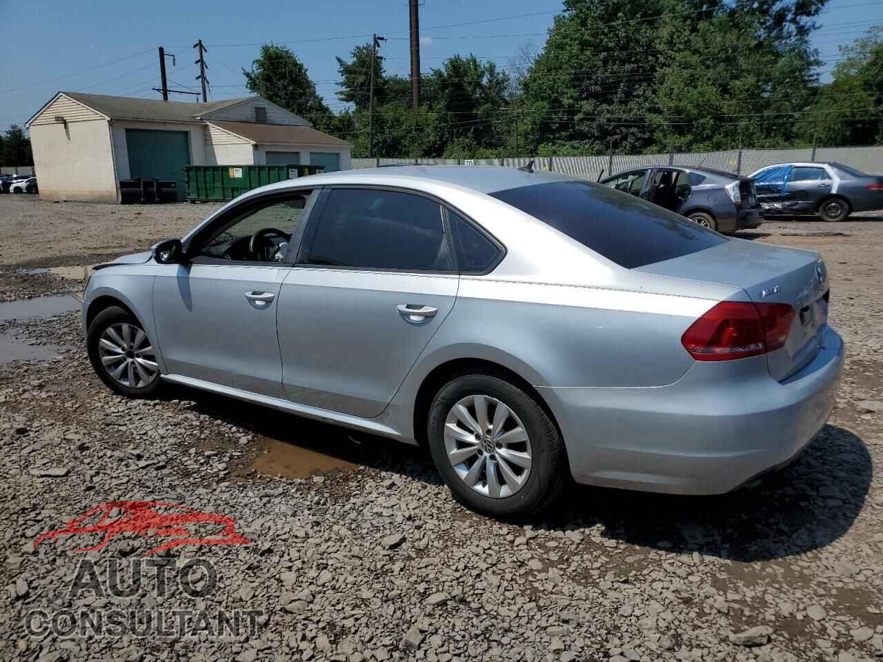 VOLKSWAGEN PASSAT 2013 - 1VWAP7A34DC004331