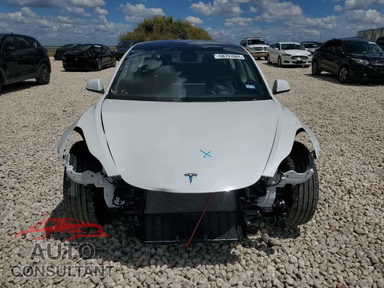 TESLA MODEL 3 2023 - 5YJ3E1EA0PF701915