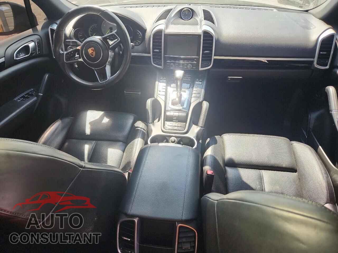 PORSCHE CAYENNE 2016 - WP1AE2A22GLA64470