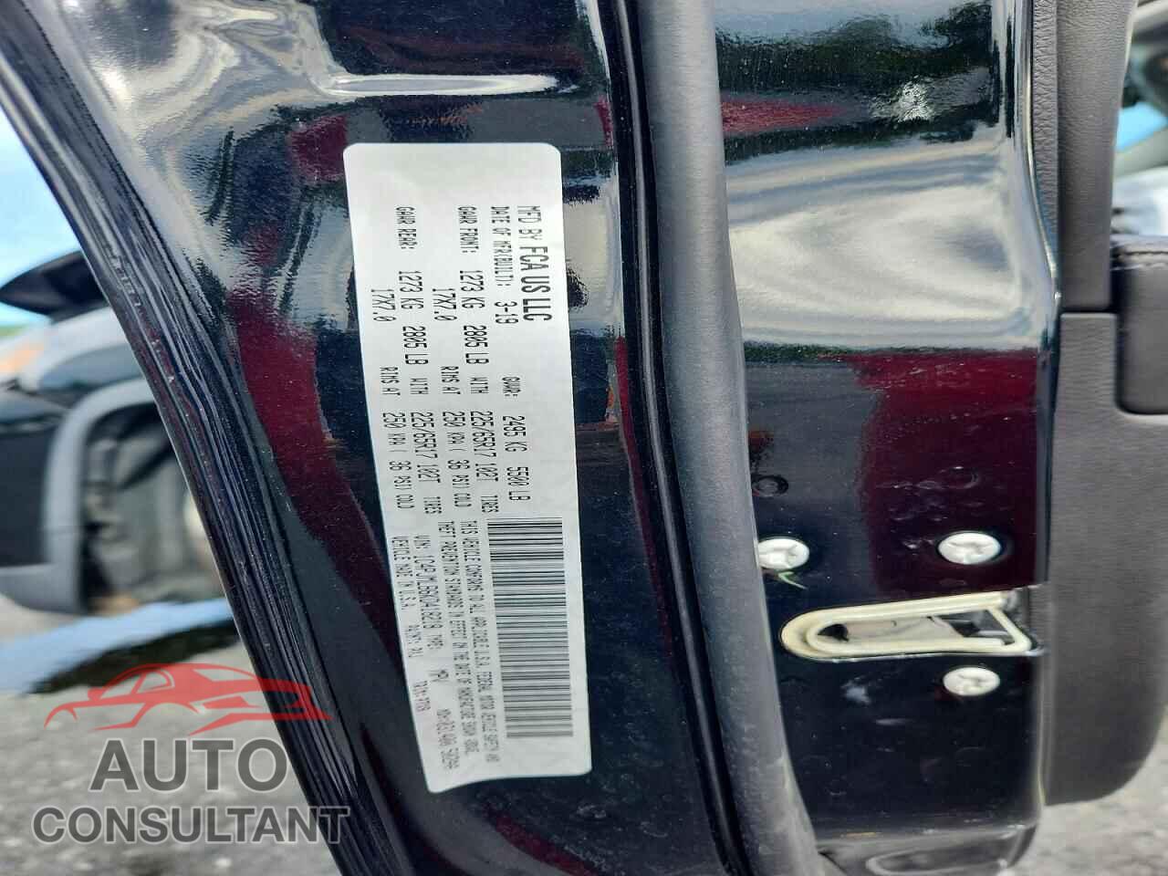 JEEP CHEROKEE 2019 - 1C4PJMLB6KD418218