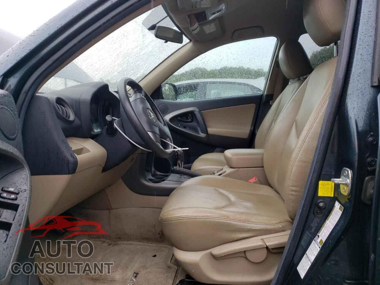 TOYOTA RAV4 2011 - 2T3BF4DV2BW153739