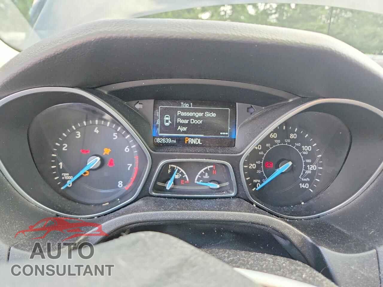 FORD FOCUS 2017 - 1FADP3E27HL319257