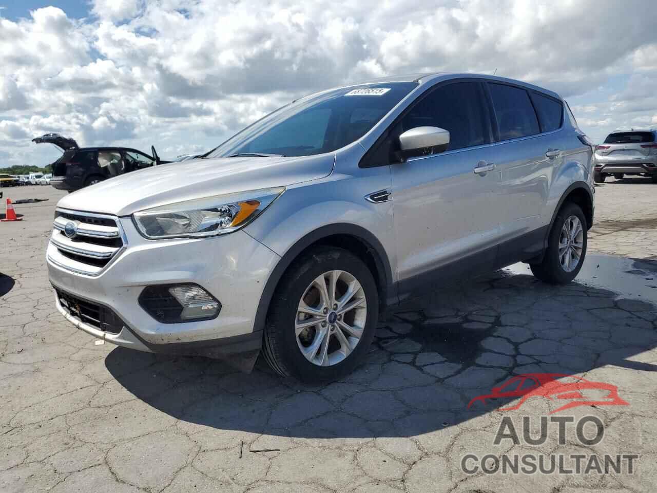FORD ESCAPE 2017 - 1FMCU0GD3HUE40109