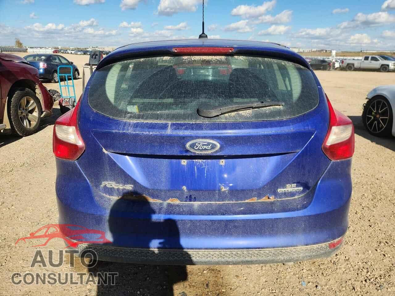 FORD FOCUS 2014 - 1FADP3K2XEL408756