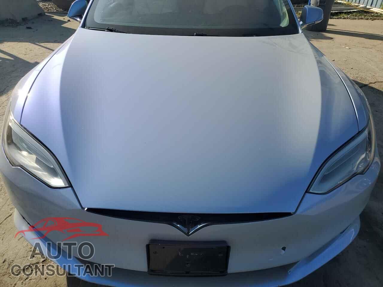 TESLA MODEL S 2018 - 5YJSA1E24JF272673
