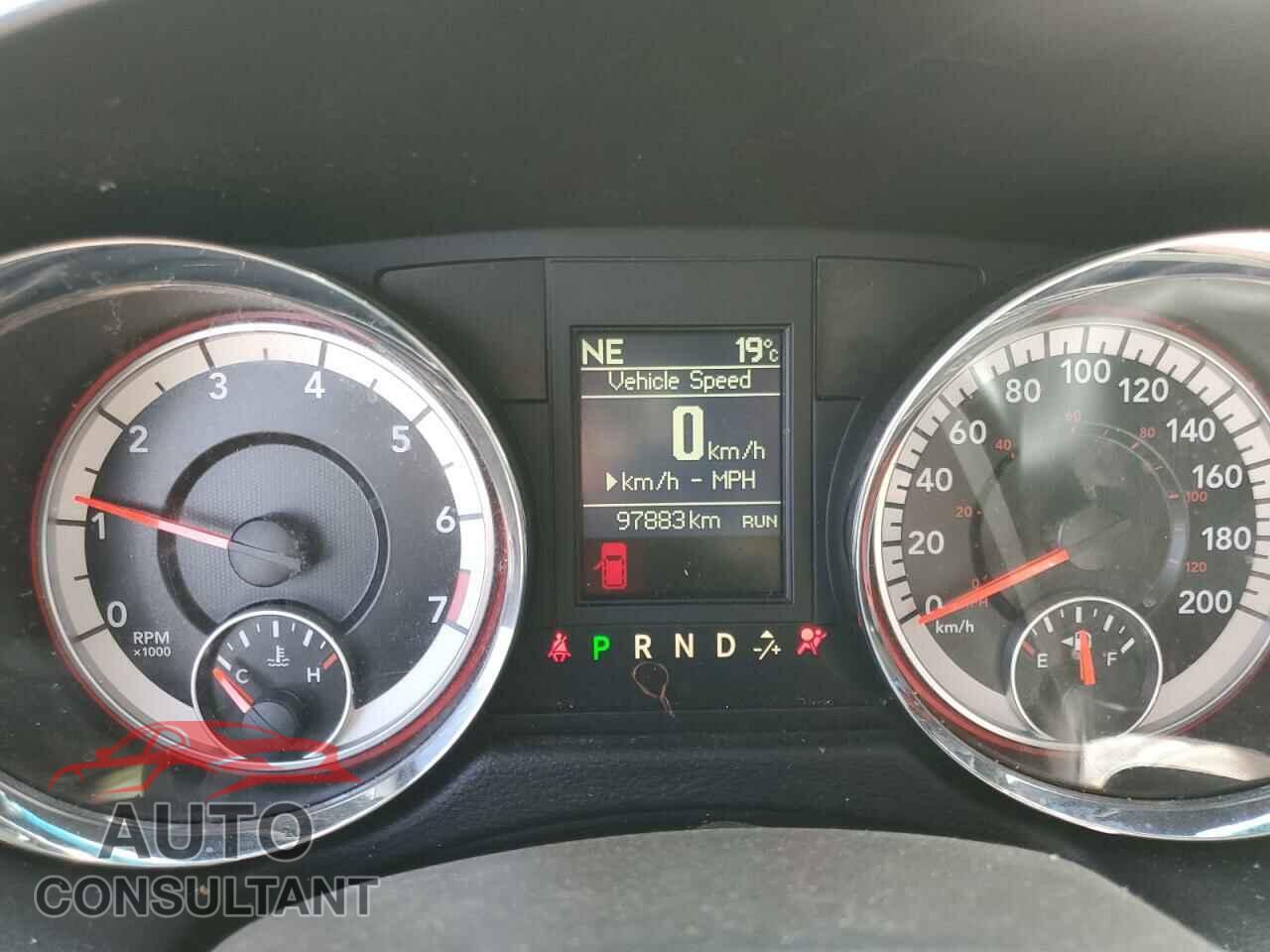DODGE CARAVAN 2017 - 2C4RDGEG2HR748454