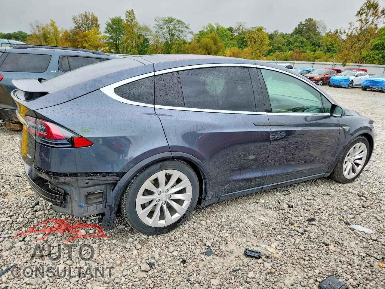 TESLA MODEL X 2016 - 5YJXCBE29GF011912