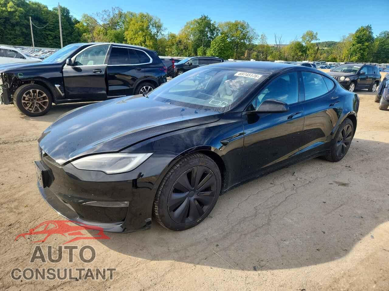 TESLA MODEL S 2022 - 5YJSA1E53NF490233