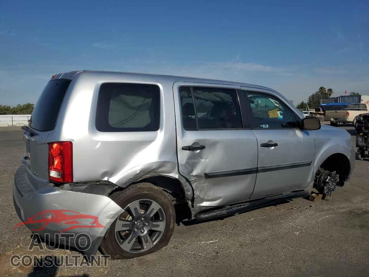 HONDA PILOT 2010 - 5FNYF4H26AB008606