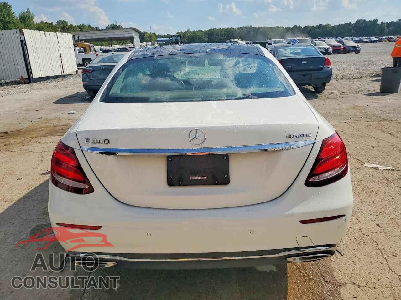 MERCEDES-BENZ E-CLASS 2017 - WDDZF4KB3HA071894