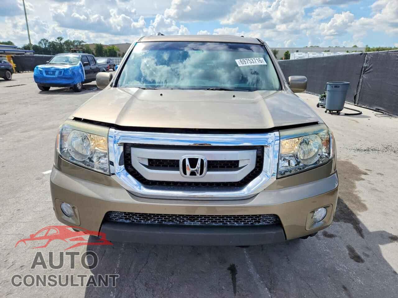 HONDA PILOT 2011 - 5FNYF3H9XBB043058