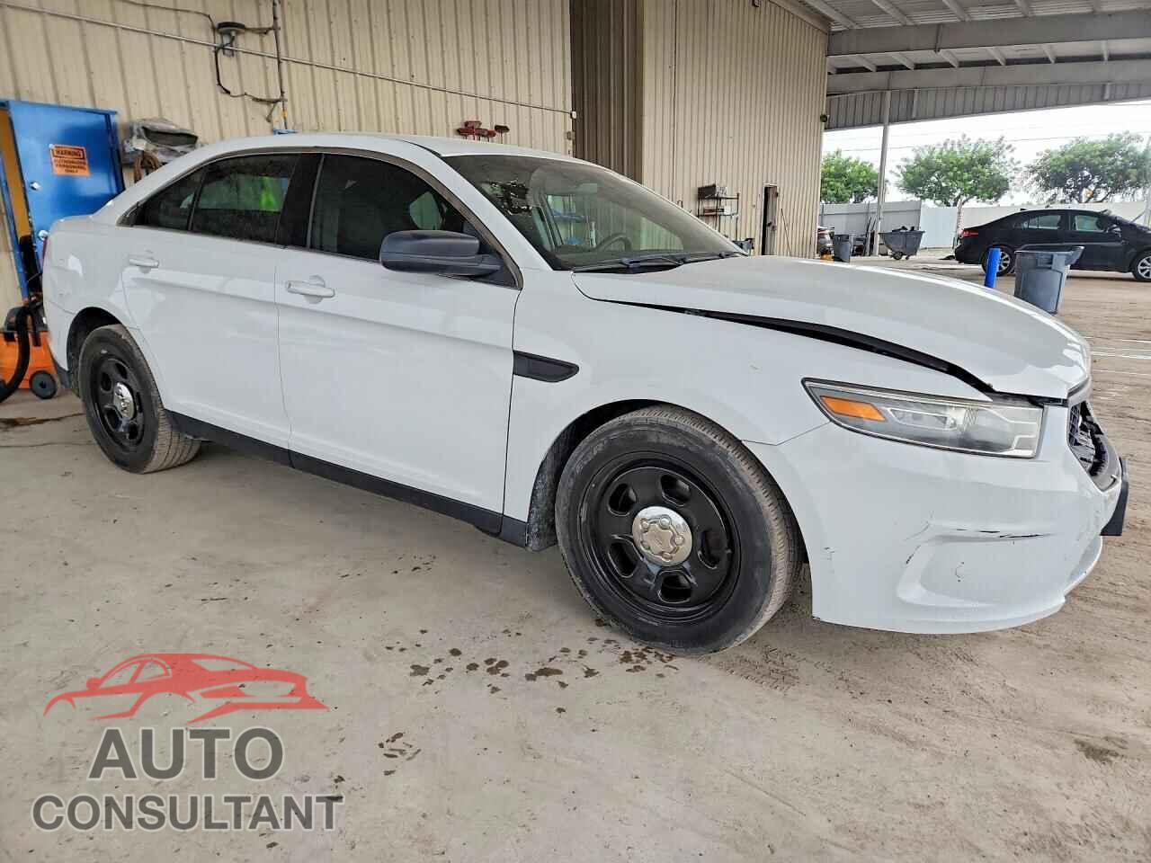FORD TAURUS 2013 - 1FAHP2L88DG213213