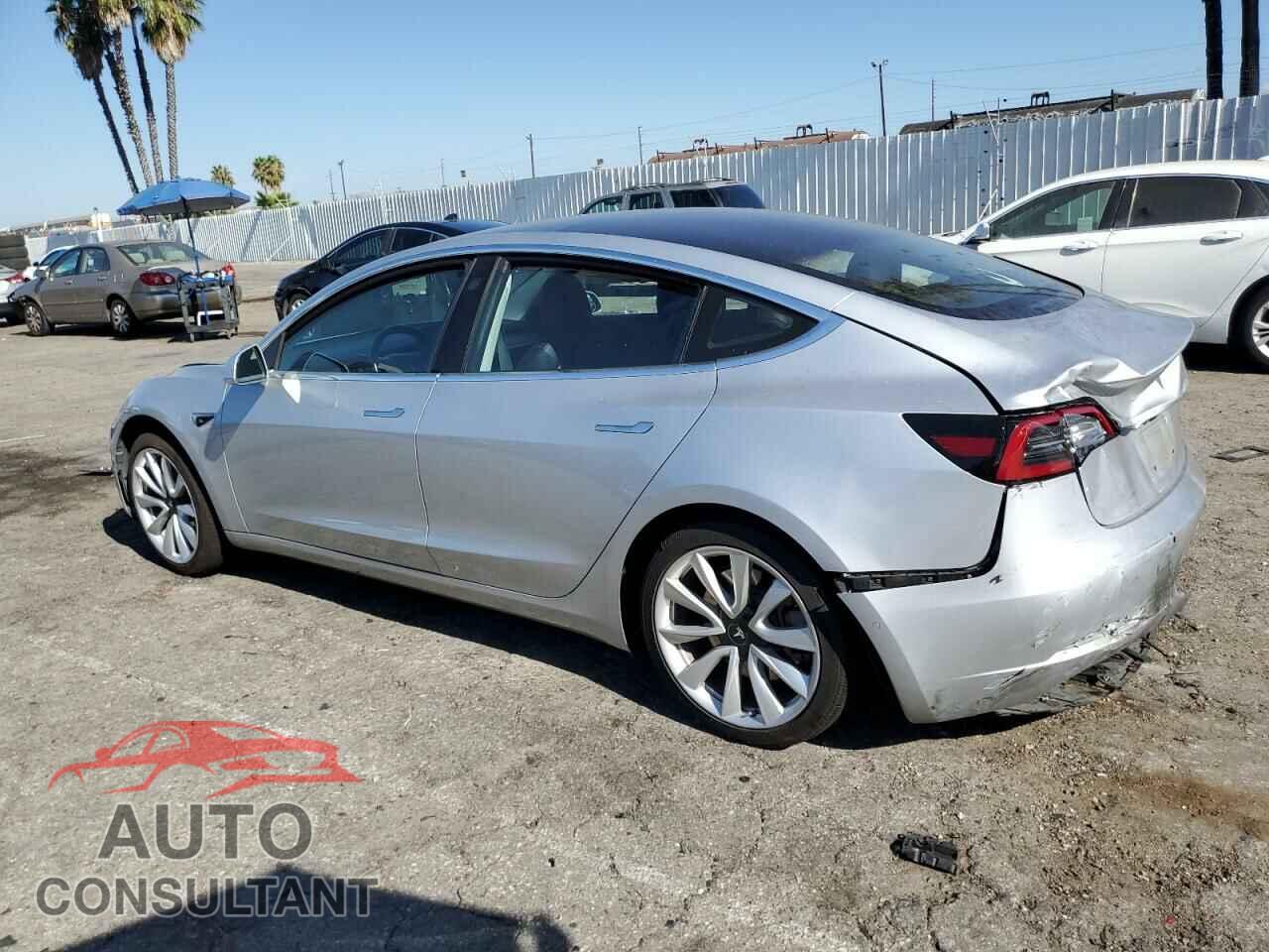 TESLA MODEL 3 2018 - 5YJ3E1EA7JF012123