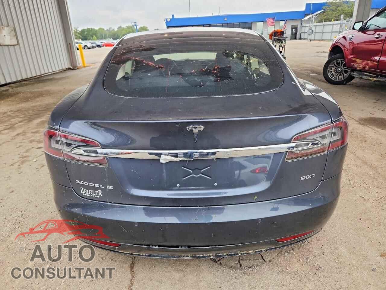 TESLA MODEL S 2017 - 5YJSA1E22HF205189