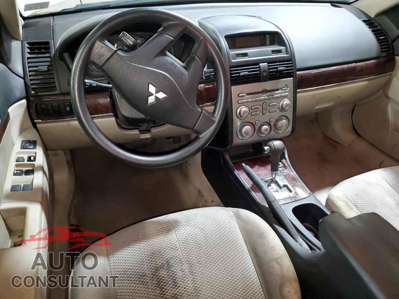 MITSUBISHI GALANT 2012 - 4A32B3FF1CE015871
