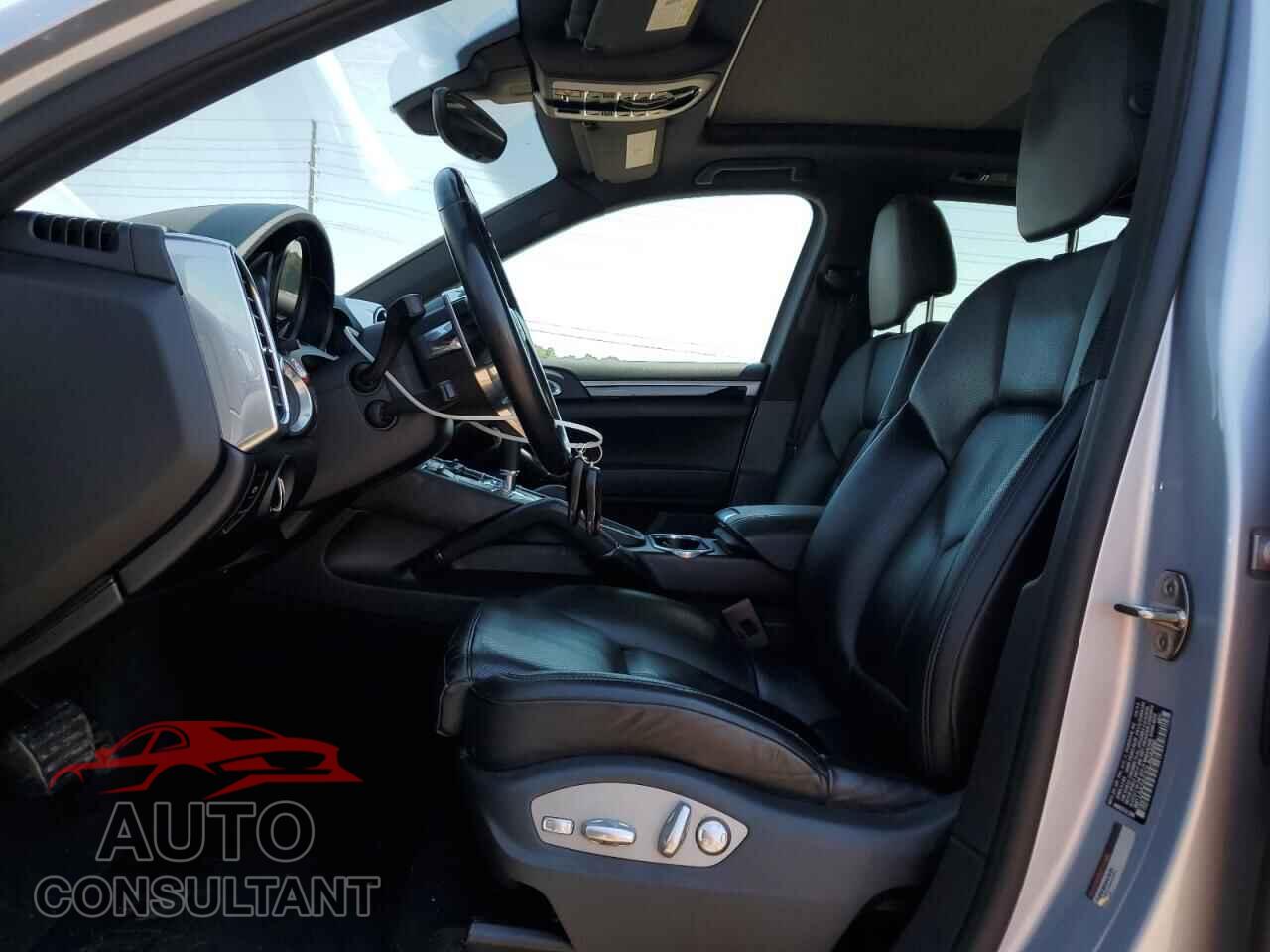 PORSCHE CAYENNE 2016 - WP1AA2A23GLA04886