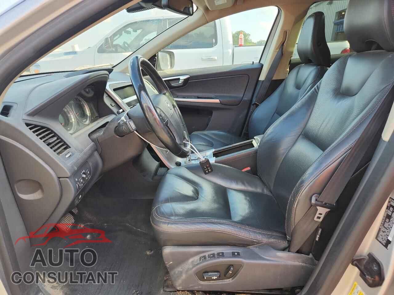 VOLVO XC60 2010 - YV4992DZ5A2087754