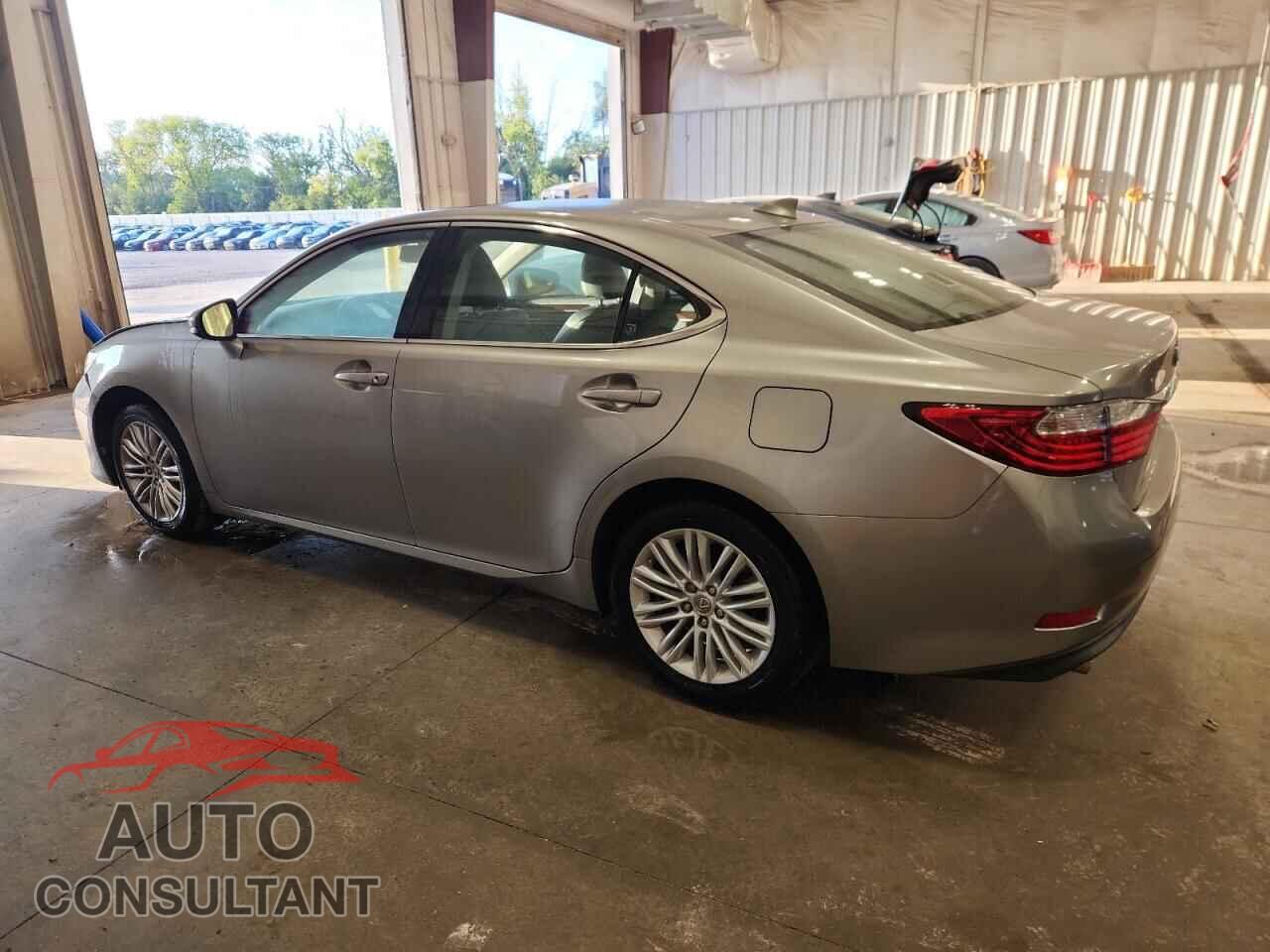 LEXUS ES350 2015 - JTHBK1GG2F2202135