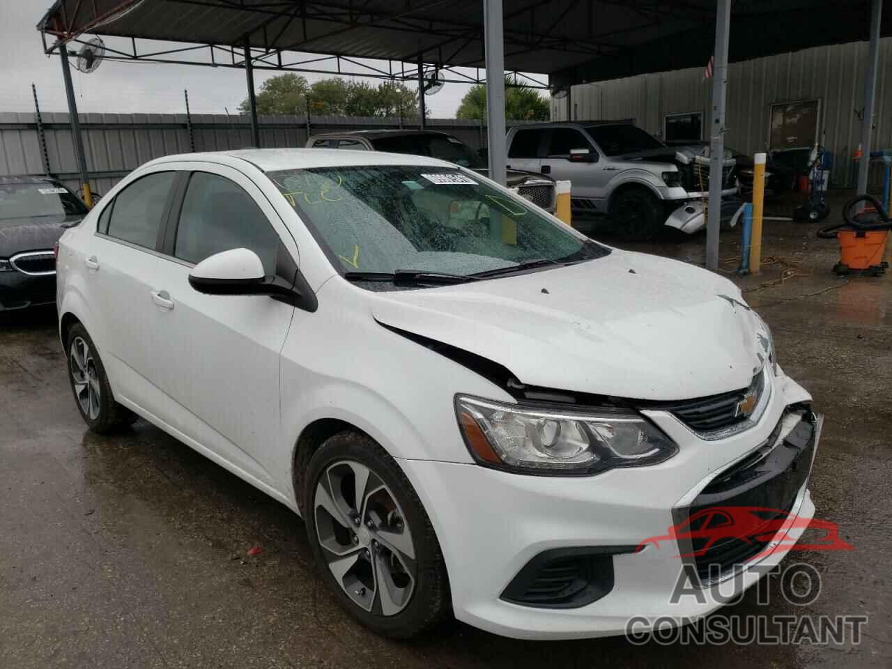 CHEVROLET SONIC 2017 - 1G1JF5SBXH4124210
