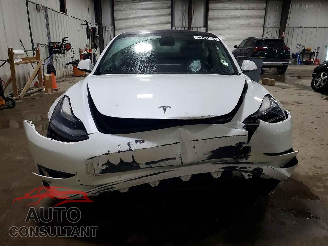 TESLA MODEL 3 2021 - 5YJ3E1EA0MF096645
