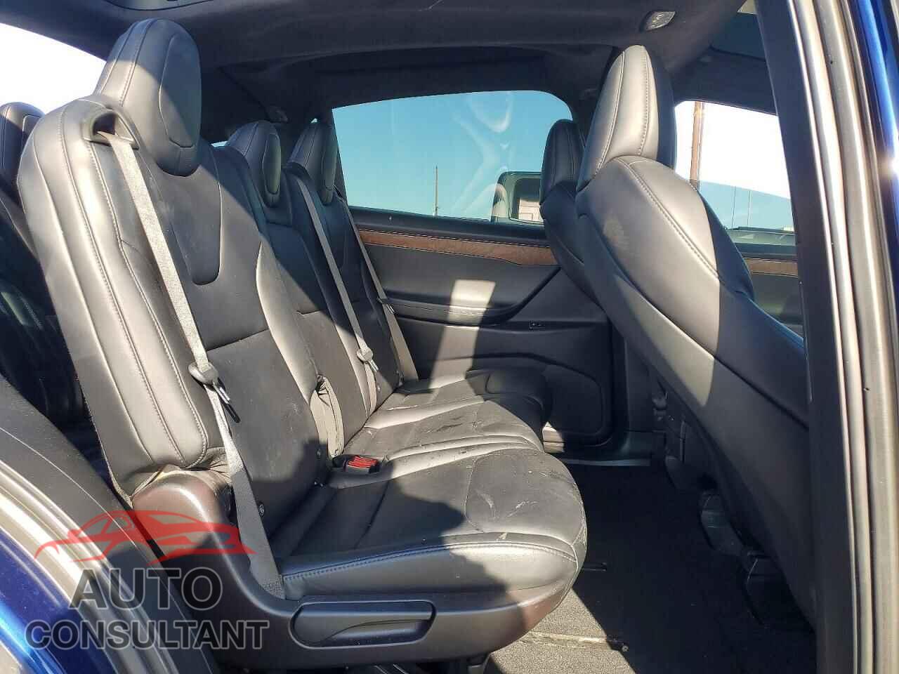 TESLA MODEL X 2020 - 5YJXCAE29LF286331