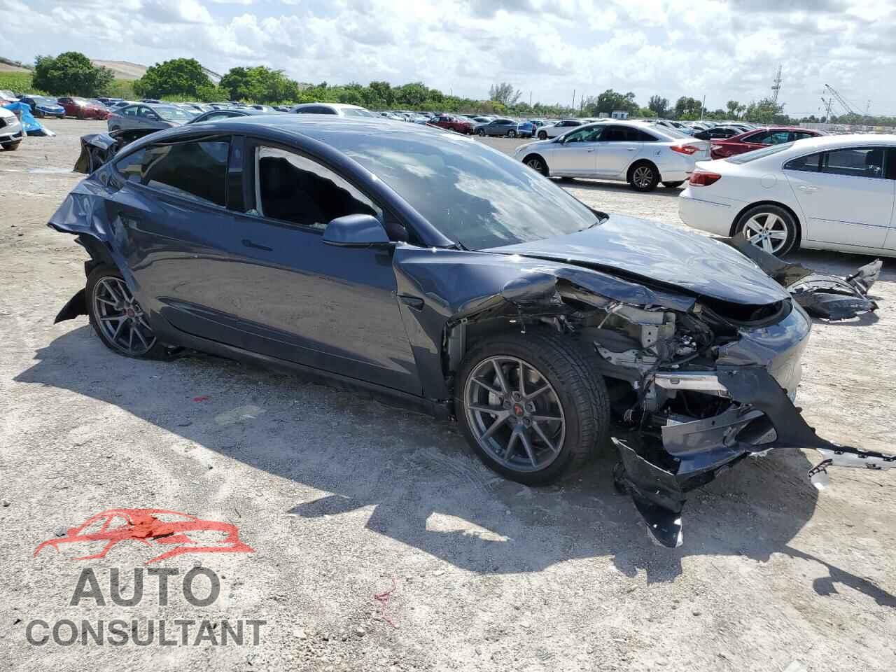 TESLA MODEL 3 2021 - 5YJ3E1EA9MF017649