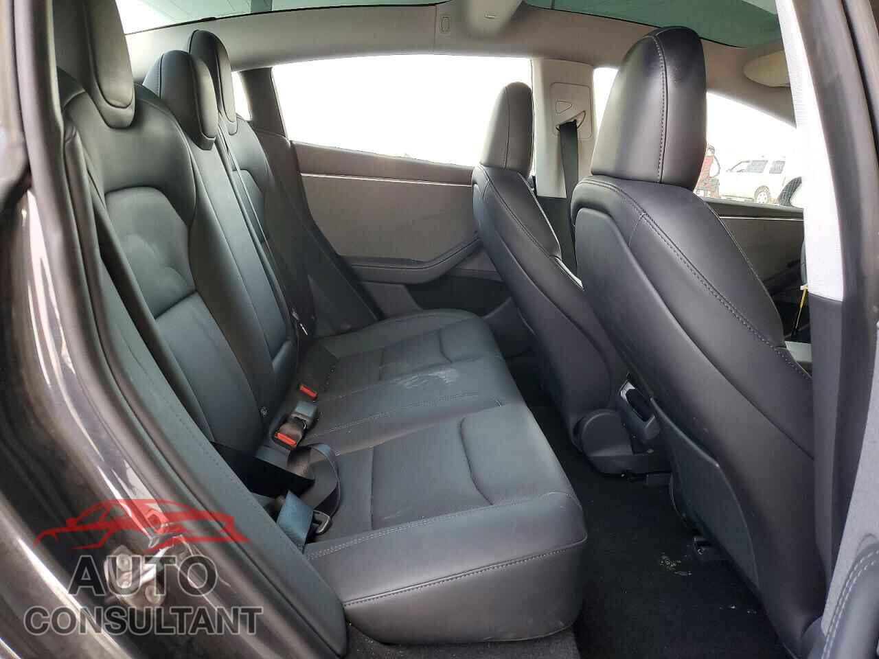 TESLA MODEL 3 2024 - 5YJ3E1EA3RF732420