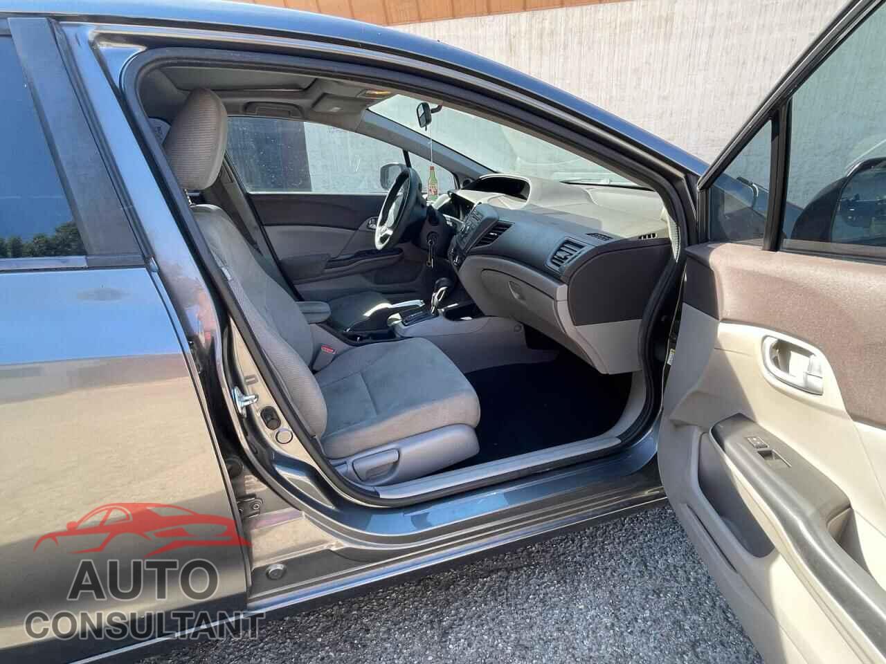 HONDA CIVIC 2012 - 19XFB2F86CE365677