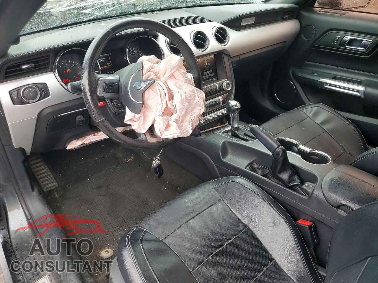 FORD MUSTANG 2015 - 1FATP8UH0F5386976