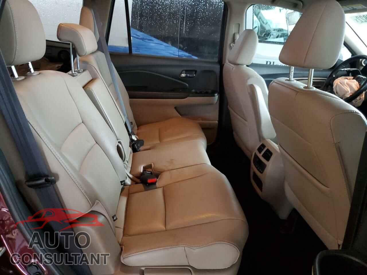 HONDA PILOT 2017 - 5FNYF5H59HB010134