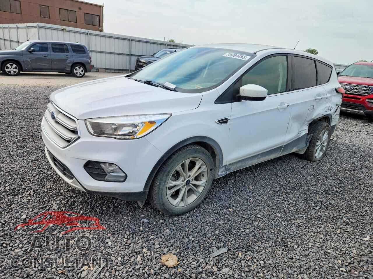 FORD ESCAPE 2019 - 1FMCU9GD3KUB81391