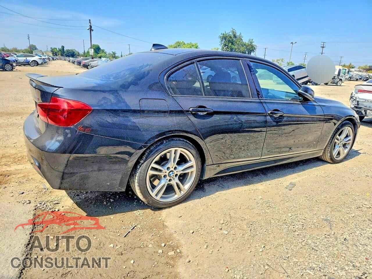 BMW 3 SERIES 2016 - WBA8E3G55GNU00590