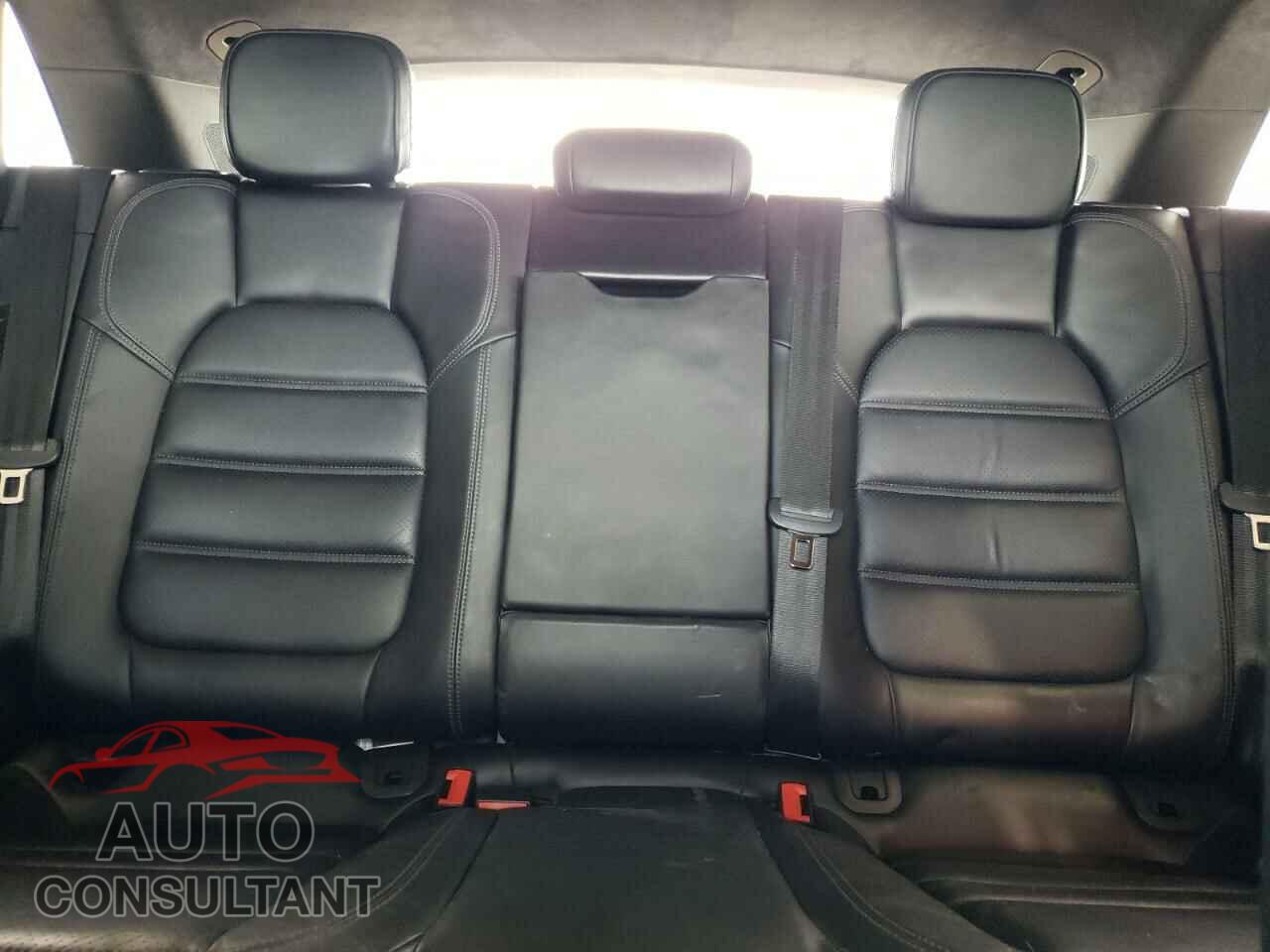 PORSCHE MACAN 2017 - WP1AF2A52HLB60768