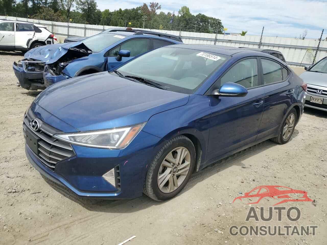 HYUNDAI ELANTRA 2019 - 5NPD84LF0KH446155