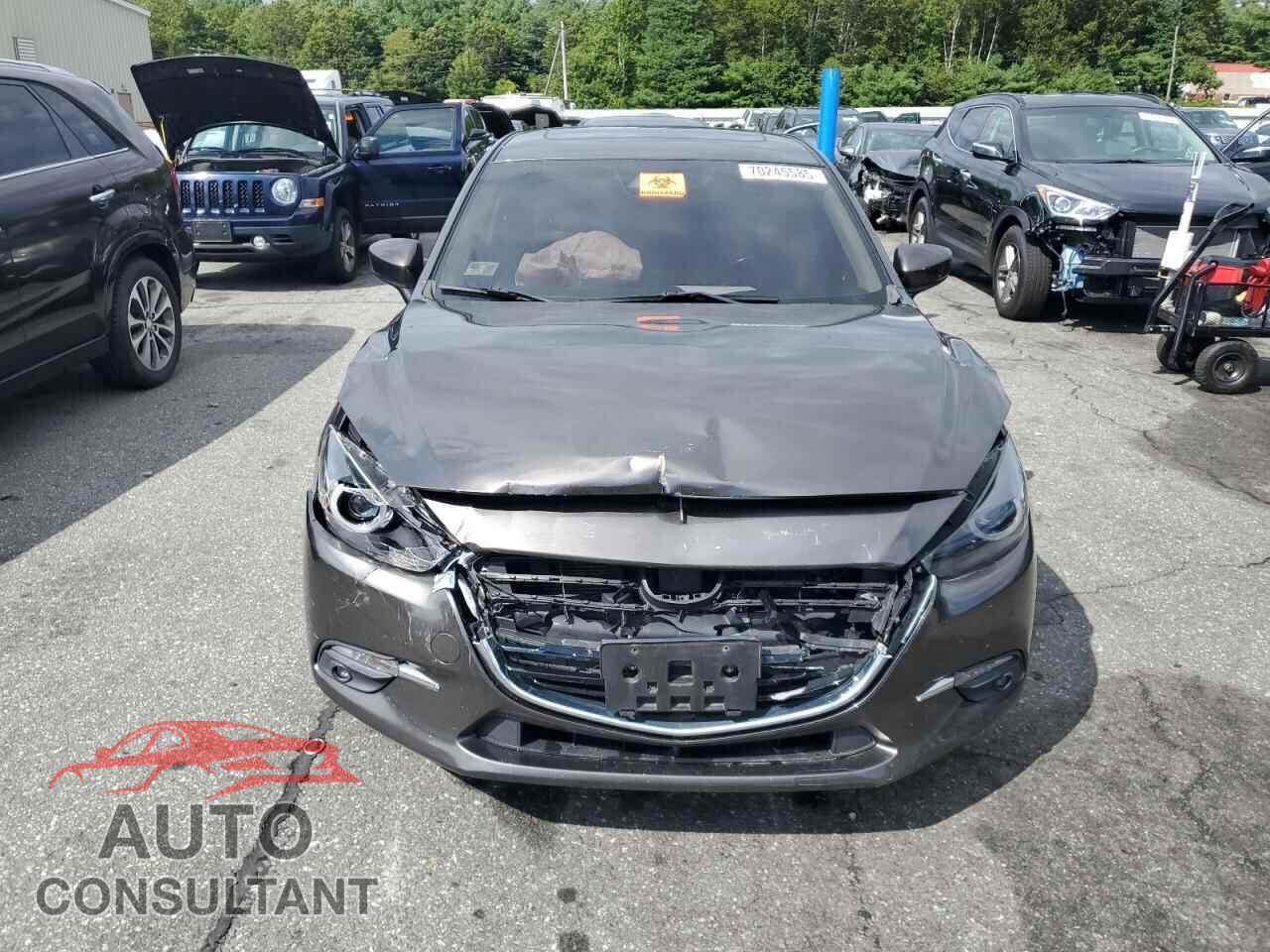 MAZDA 3 2017 - 3MZBN1W3XHM133775