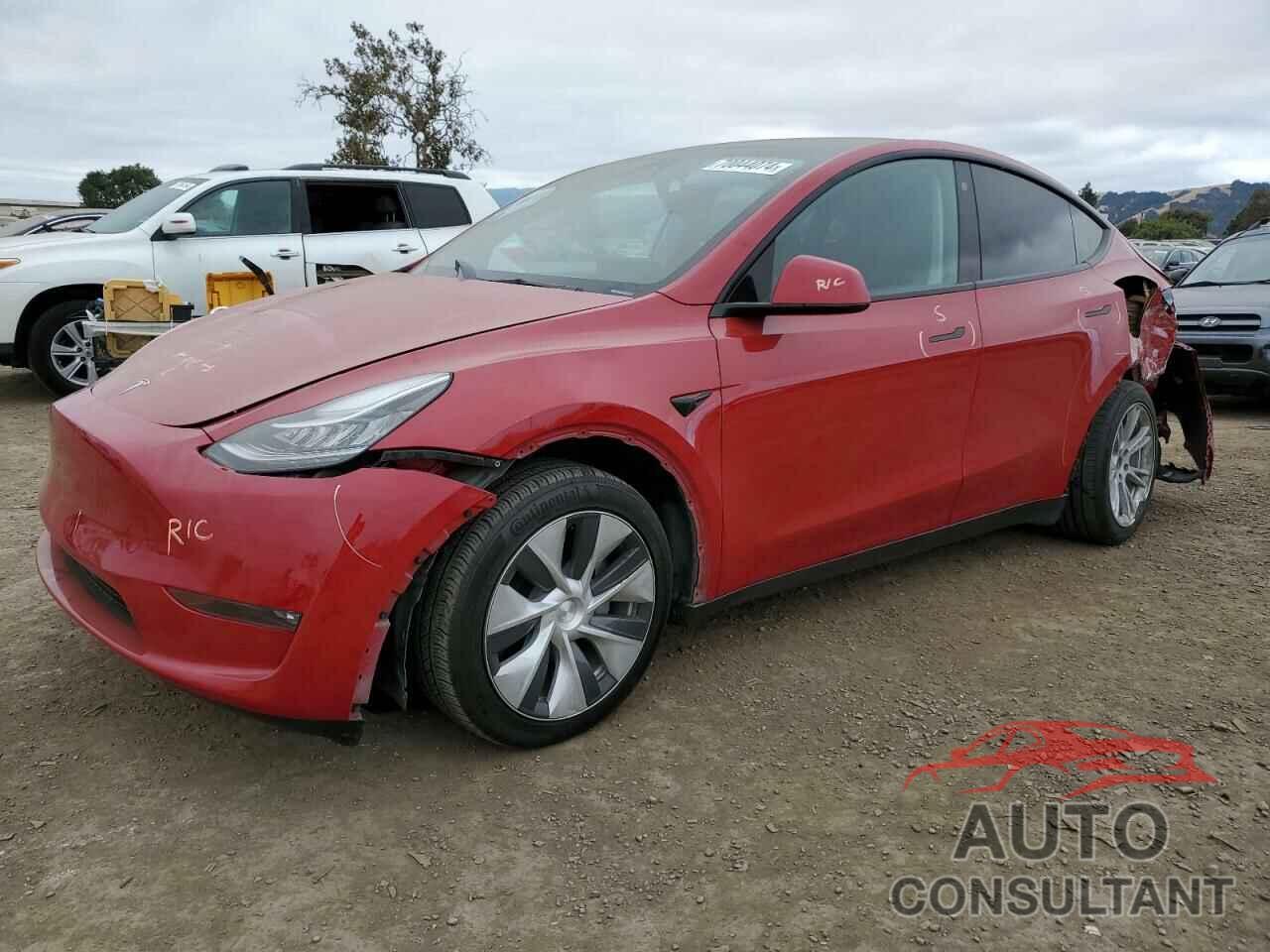 TESLA MODEL Y 2022 - 7SAYGAEE4NF570653