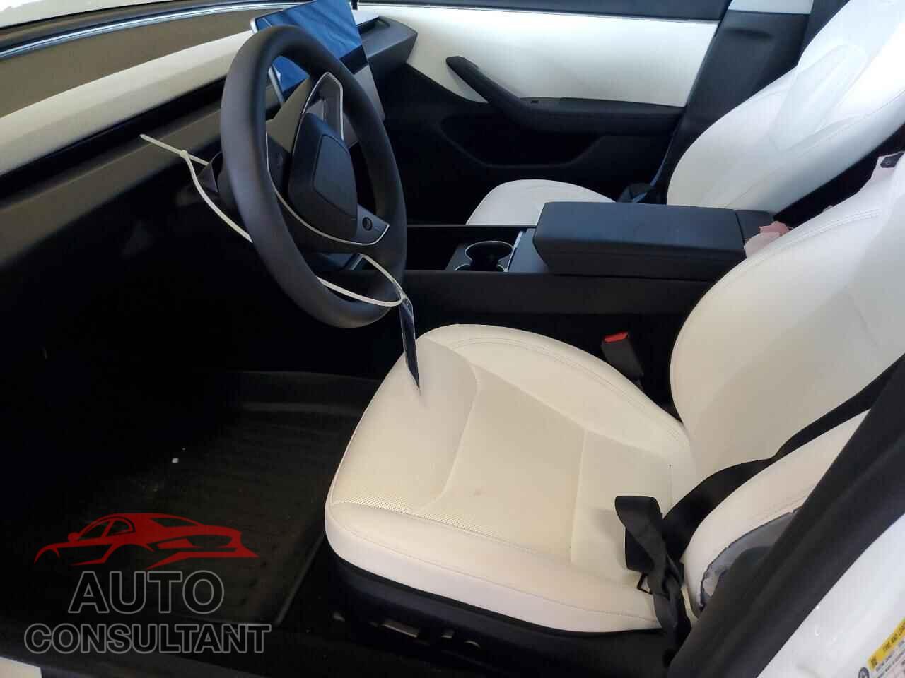 TESLA MODEL 3 2024 - 5YJ3E1EA9RF796252
